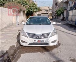 هيونداي أزيرا